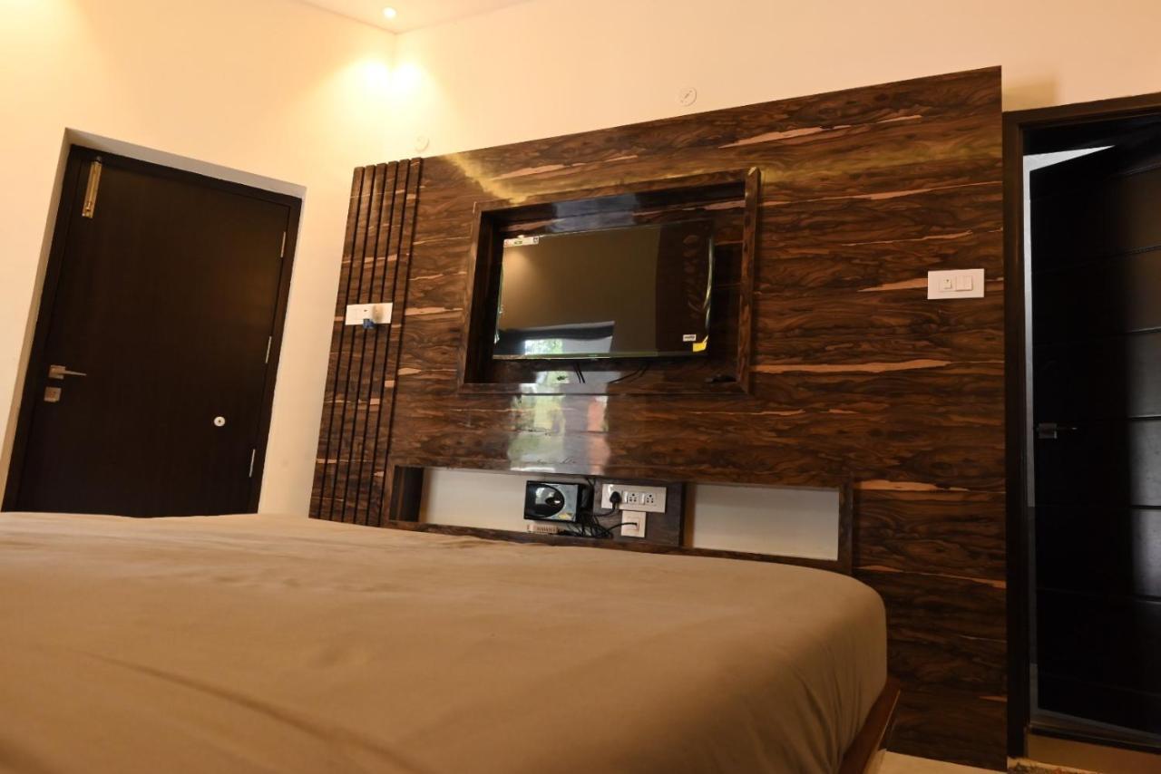 Melody Inn Luxury Home Stay يركواد المظهر الخارجي الصورة